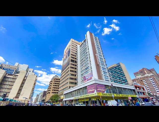 1 BEDROOM APARTMENT FOR SALE IN JOHANNESBURG CENTRAL